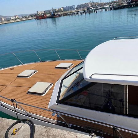 Barco Americano Sotogrande توريغواديارو المظهر الخارجي الصورة